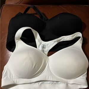 VS 2 pack yoga bra Lrg